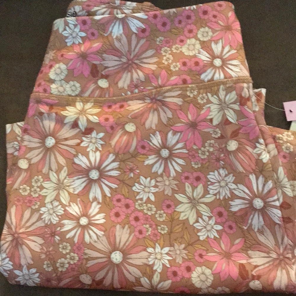 Kensie floral skort